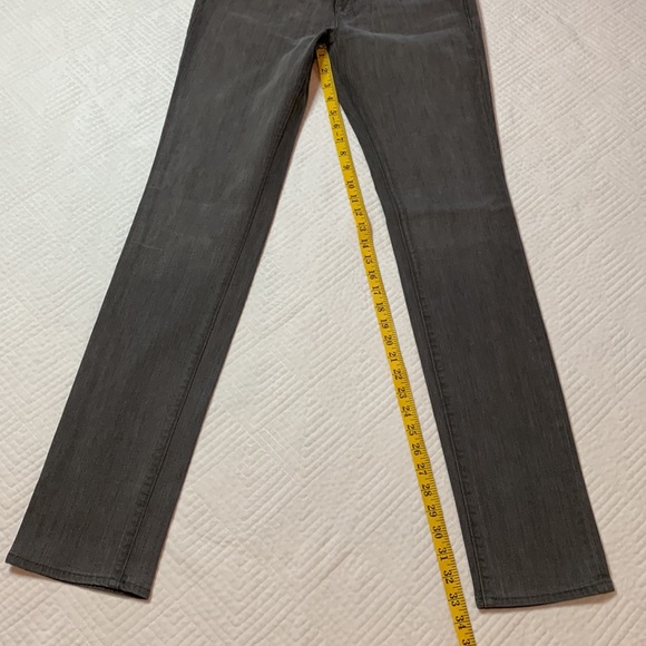 J Brand Pencil Leg Denim Jeans, Gray, Size 30 - Picture 13 of 16